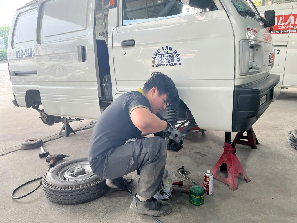 https://garaphuoctien.com/category/bao-duong-sua-chua-o-to/